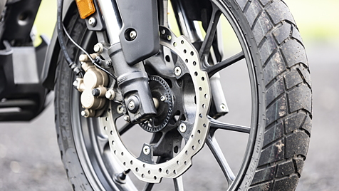 Honda CB200X Front Disc Brake Image - BikeWale