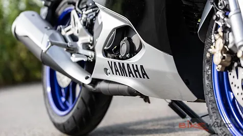 r15 v3 exhaust cover