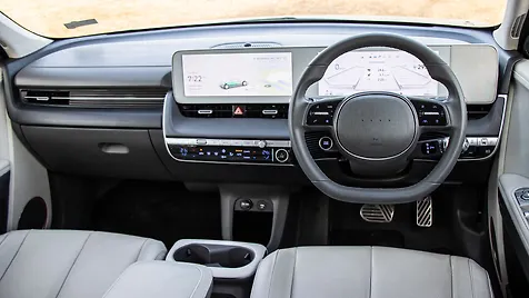ioniq-5-interior-dashboard-2