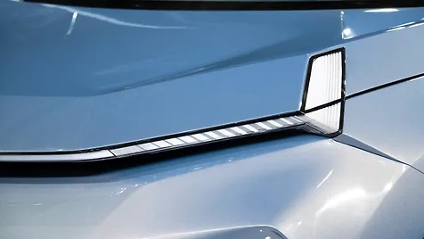 curvv-ev-concept-exterior-daytime-running-lamp-drl