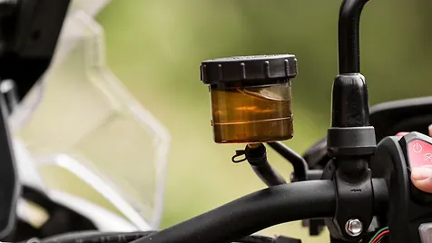 Triumph Tiger 1200 Front Brake Fluid Reservoir Image - BikeWale