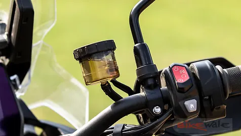 Triumph Tiger 1200 Front Brake Fluid Reservoir Image - BikeWale