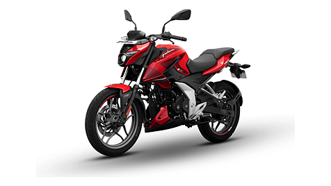 Bajaj Pulsar N160 Left Front Three Quarter Image - BikeWale