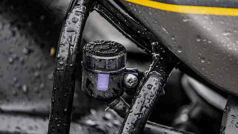 TVS Ronin Rear Brake Fluid Reservoir Image - BikeWale