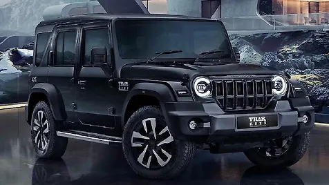 thar-roxx-exterior-right-front-three-quarter-9