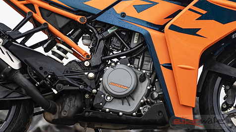 KTM RC 390 Engine From Right Image - BikeWale