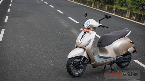 Bajaj Chetak Front View Image - BikeWale