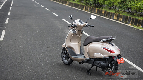 Bajaj Chetak Rear View Image - BikeWale