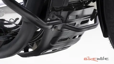 Jawa 42 Bobber Engine Crash Guard Image - BikeWale