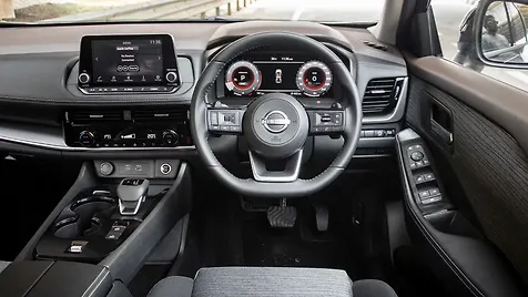 x-trail-interior-steering-wheel-2