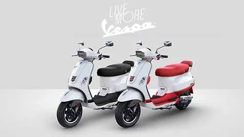 Vespa SXL 150 Left Front Three Quarter