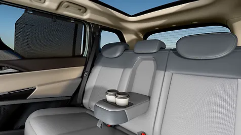 sierra-ev-interior-rear-cup-holders