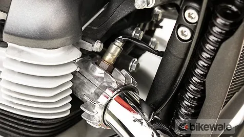 Royal Enfield Super Meteor 650 Exhaust Headers Image - BikeWale