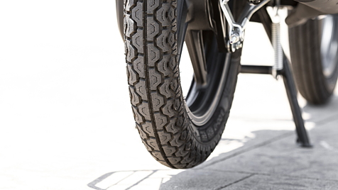 price of tubeless tyre for honda shine