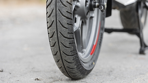 pulsar 200 ns mrf tyres price