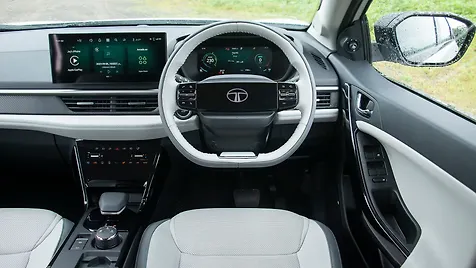 nexon-ev-interior-steering-wheel
