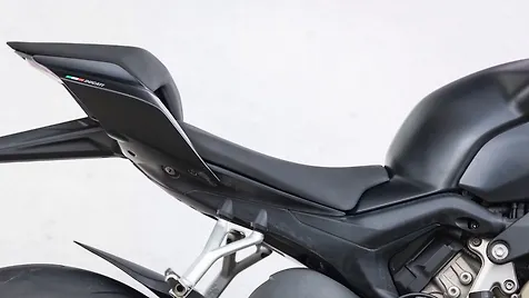streetfighter seat