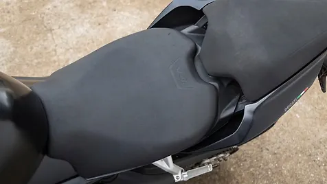 streetfighter seat