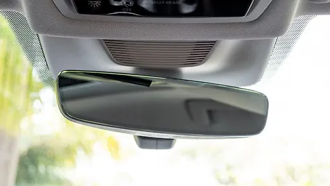 kodiaq-exterior-inner-rear-view-mirror-2