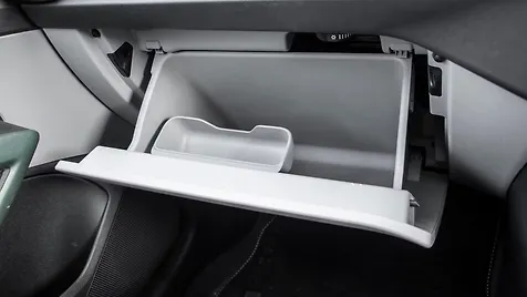 kylaq-interior-glove-box