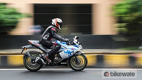 Suzuki Gixxer SF 250 Right Side View