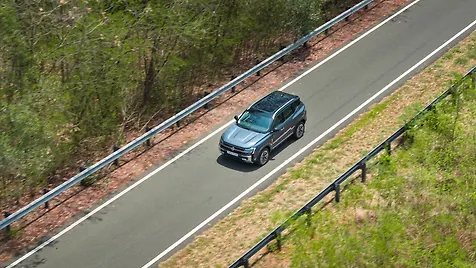 tekton-exterior-driving-image