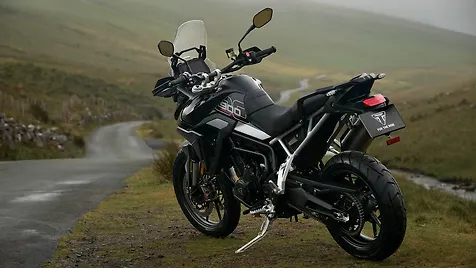 Triumph Tiger 900 Right Side View