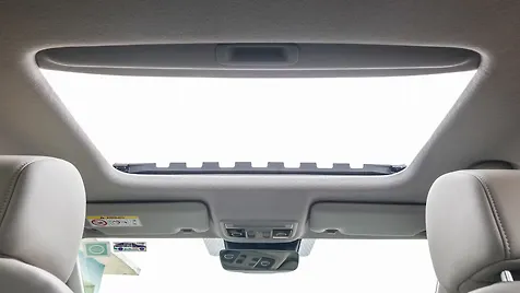 honda-city-interior-sunroof-moonroof
