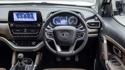 harrier-interior-steering-wheel