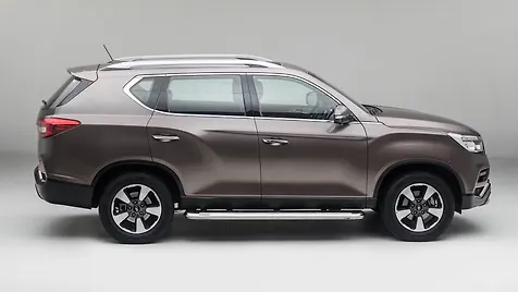 alturas-g4-exterior-right-side-view