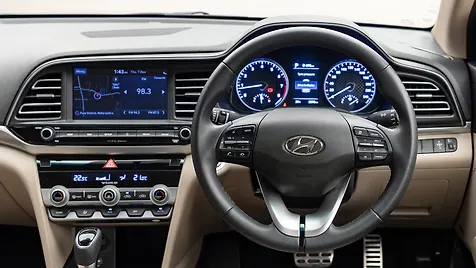 elantra-interior-steering-wheel