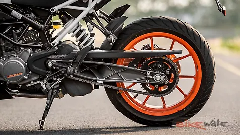 pirelli tyres for duke 200