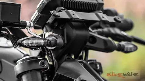 KTM 390 Duke [2021] Indicator Image - BikeWale