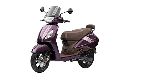 TVS Jupiter Right Front Three Quarter Image - BikeWale