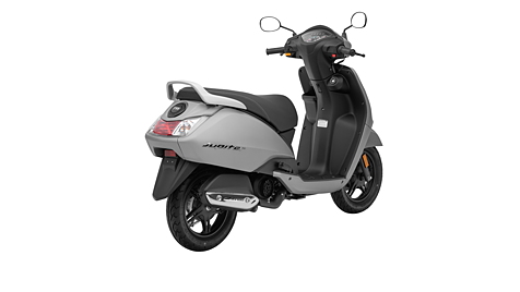 TVS Jupiter Rear Three-Quarter Image - BikeWale