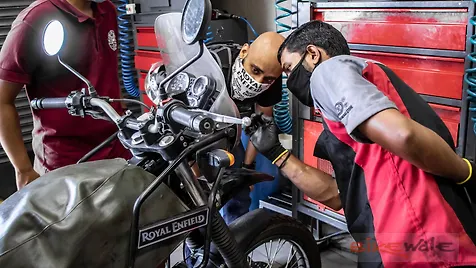 re himalayan handlebar price