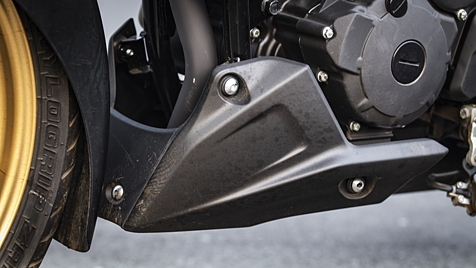 fz25 number plate holder