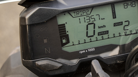 BMW G 310 R [2021] Fuel Gauge Image - BikeWale