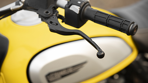 Ducati Scrambler Icon Clutch Lever Image - BikeWale