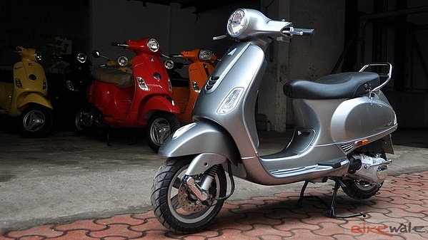 Vespa VXL launched in India at Rs 77,308 - BikeWale