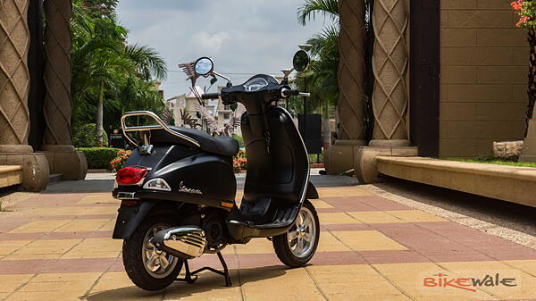 Vespa VXL 150, SXL 150 : First Ride Review - BikeWale