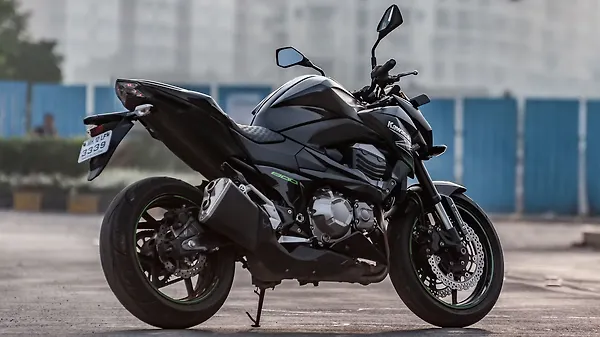Honda CBR650F vs Kawasaki Z800 : Comparison Test - BikeWale