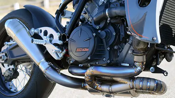 Custom KTM RC8 by 46Works Photo Gallery - BikeWale Custom Ktm Rc8 By 46Works Photo Gallery - Bikewale