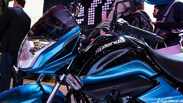 Hero Splendor iSmart 110 First Look Review - BikeWale
