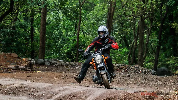 5 labours of Honda Navi: Review - BikeWale