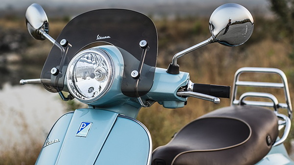 Vespa VXL 150 70th Anniversary Edition First Ride Review - BikeWale