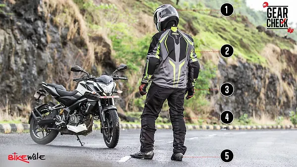 2017 Bajaj Pulsar NS200 2017 Bajaj Pulsar NS200