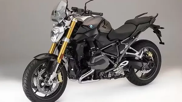 The R1200 R Is A Naked Streetfighter Motorcycle From BMW Stable It Shares Its Construction With RT But Being Street Whole