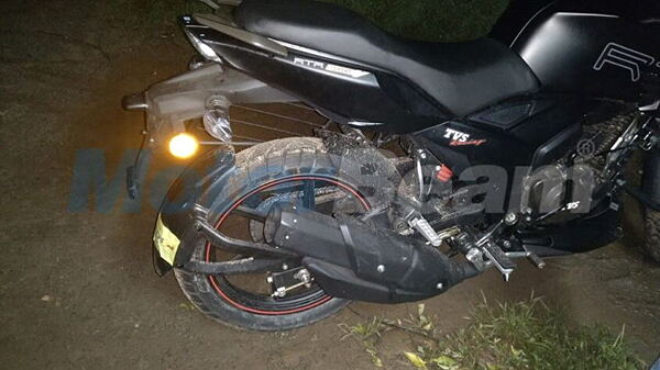 17 Tvs Apache Rtr 160 Spied Testing Bikewale