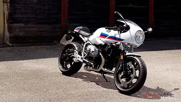Bmw R Ninet Racer Vs Triumph Thruxton R Competition Check Bikewale